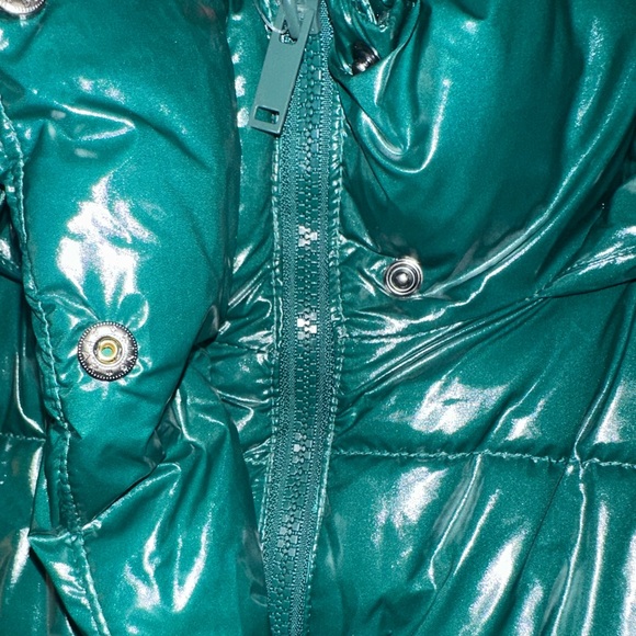 a new day Shiny Emerald Puffer Coat - Picture 6 of 6